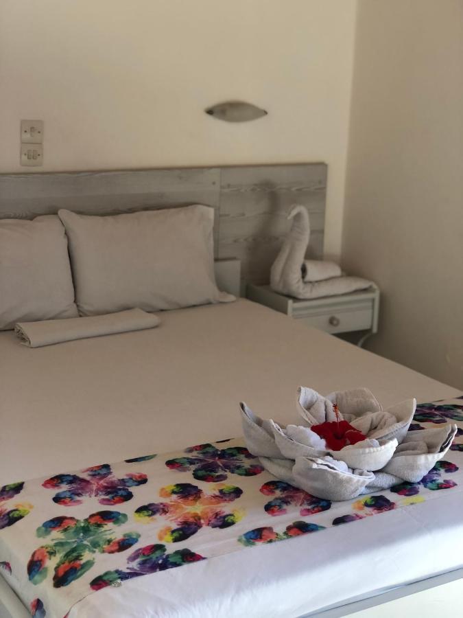 Flisvos Rooms Frangocastelo Exterior photo